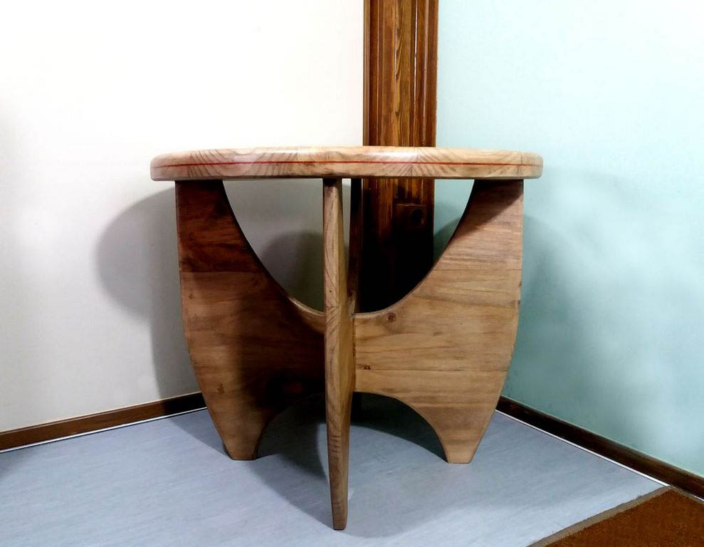 Mesa Golondrina, elegante, sencilla y estilosa de Nauzet