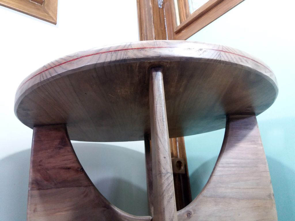 Mesa Golondrina, elegante, sencilla y estilosa de Nauzet